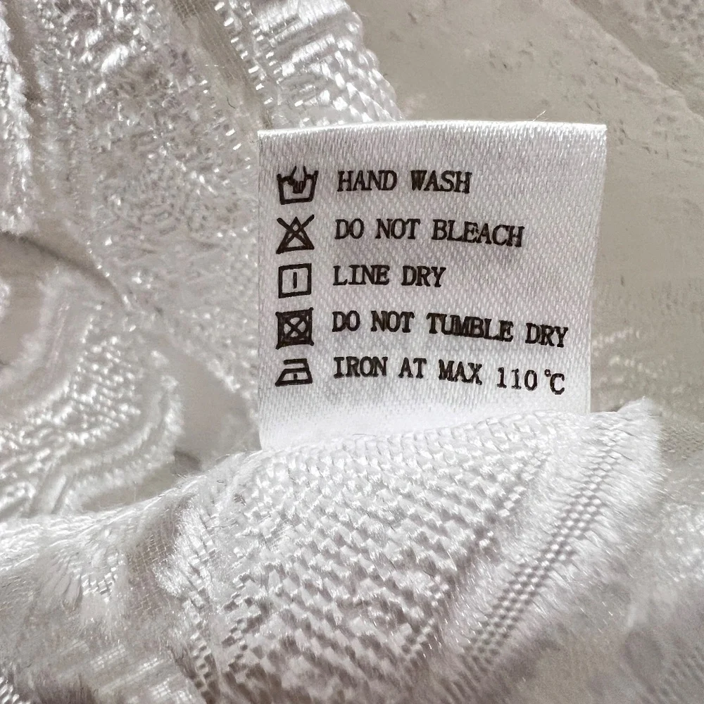 # A289   Nancy  Romantic Feminine  Resort Glamour White  Dress NWT M - Picture 7 of 11